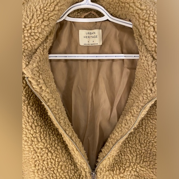 Urban Heritage Fleece | Size Small - Picture 4 of 8